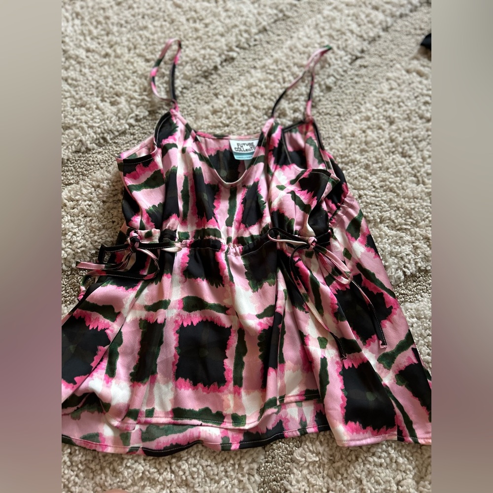Flowy top